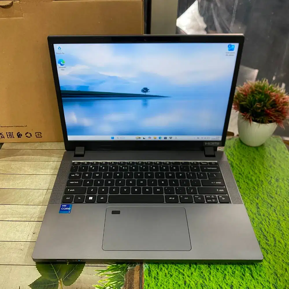 New Acer Travelmate P214-55 Core i7-1355U 16GB 1TB 14 IPS Windows 11