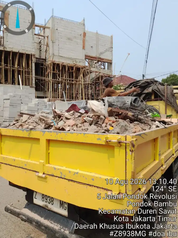 Jasa buang puing dan angkutan sampah