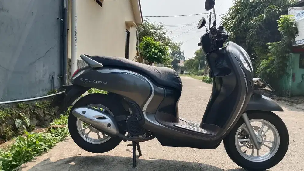 58@: DP:650RB DEPOk SCOOPY PRESTIGE 2022