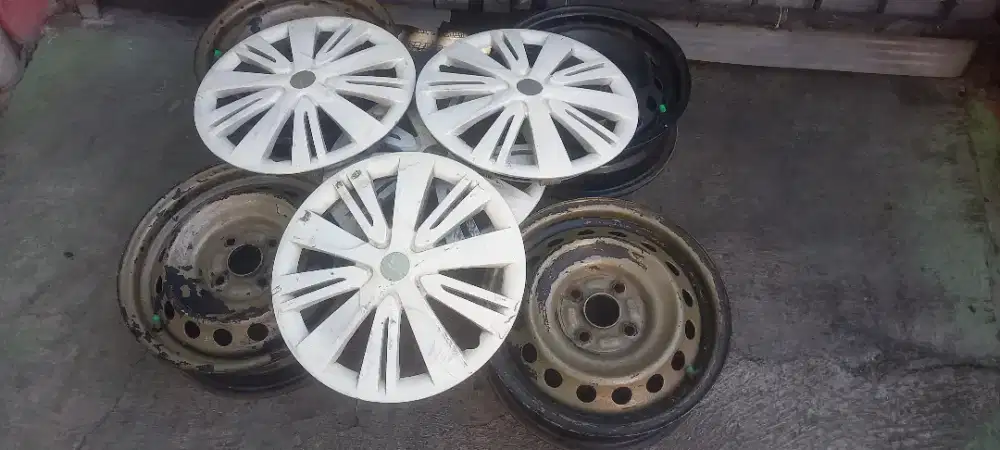 Velg kaleng bekasi sigra original