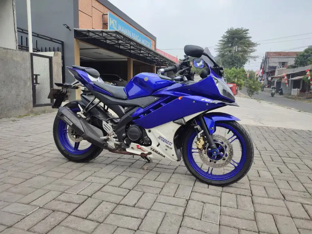 YAMAHA R15 V2 MOVISTAR TAHUN 2016