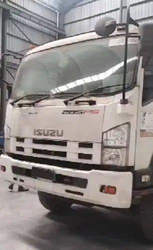 Jual Truck Crane Isuzu 285PS tahun 2017 Kap. 8 Ton