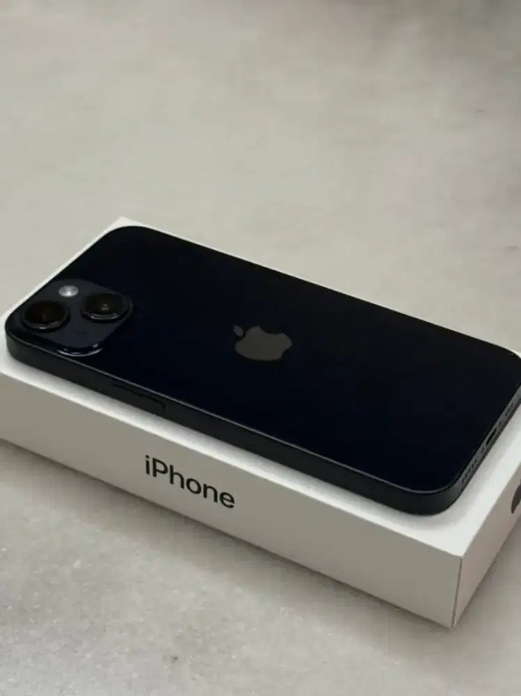 Iphone 14 128GB Midnight bh.99 Like New