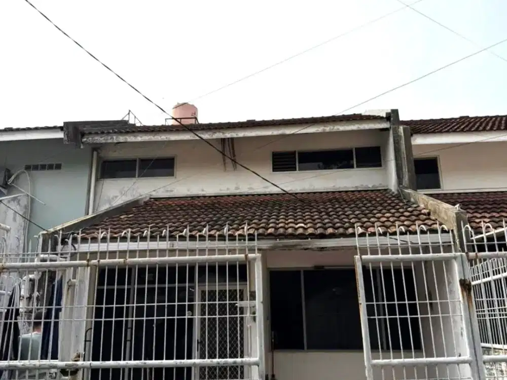 Dijual Rumah Lokasi Strategis di Komplek Perumahan Griya Mas 1 Srengseng Kembangan Jakarta Barat