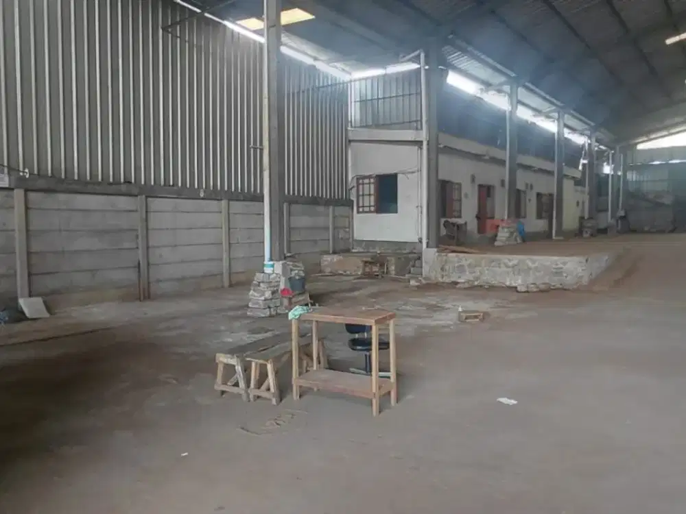 DiSewakan Gudang  Lokasi Cibinong Kab Bogor