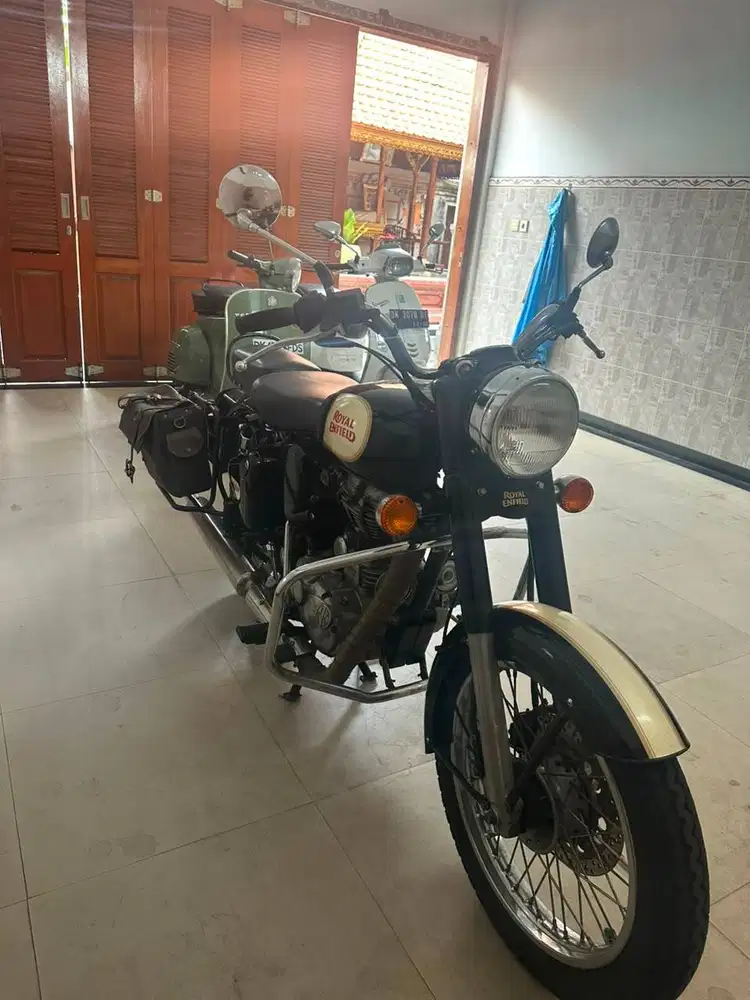 Dijual Royal Enfield Classic 500 cc 2018