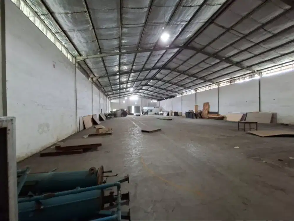 Dijual Gudang Bagus dan Lokasi Strategis di Gayamsari, Semarang