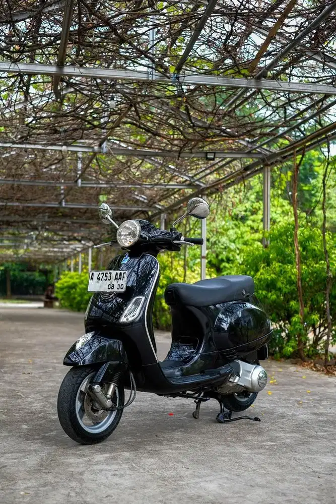 VESPA LX 150 2VIE 2011