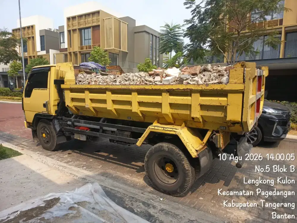 Buang puing dan angkutan sampah