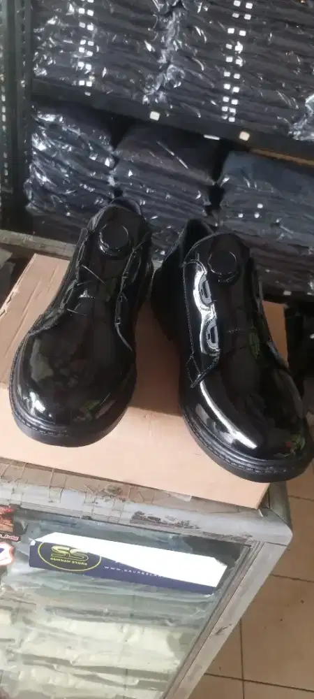 Sepatu PDH PUTAR