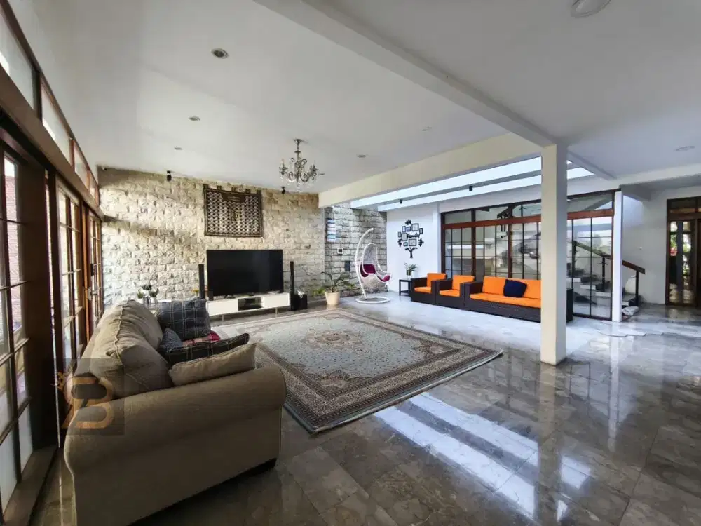 RUMAH MEWAH SETRA SARI INDAH Sukajadi Sukarasa Sukasari Bandung Lokasi Strategis Harga Nego