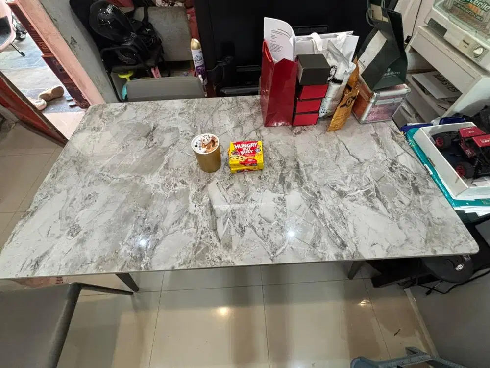 DIJUAL MEJA MAKAN SET DENGAN KURSI INFORMA