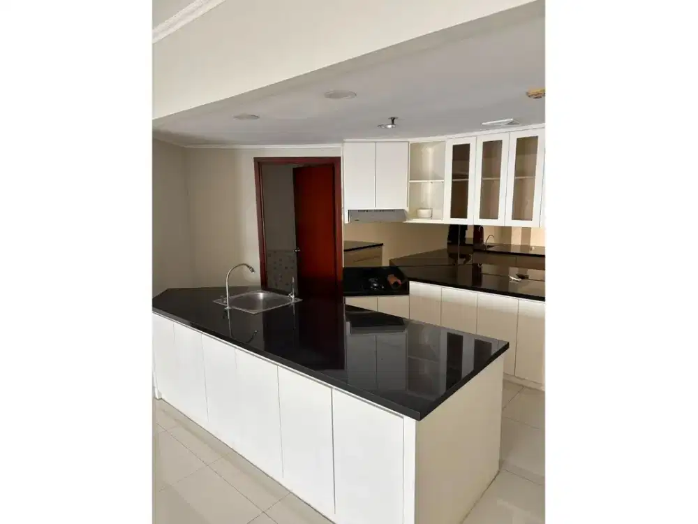 Sewa Apartemen Amartapura Lippo Karawaci 108m2 Full Renovasi 70Jt