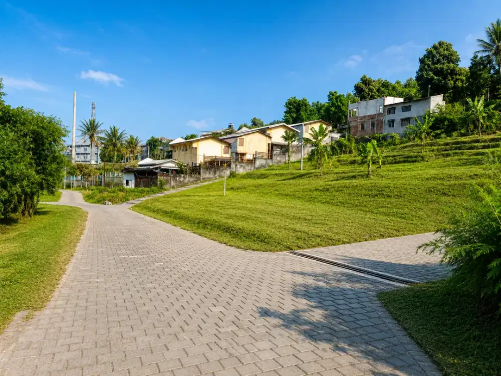 TANAH DI KAWASAN KAMPUS UNPAD JATINANGOR