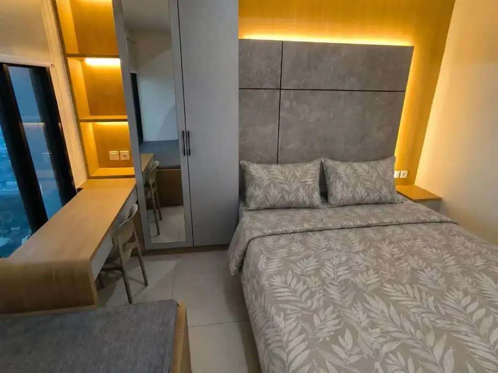 Dijual murah dan cepat Apartemen Chadstone sudah Furnished Baru