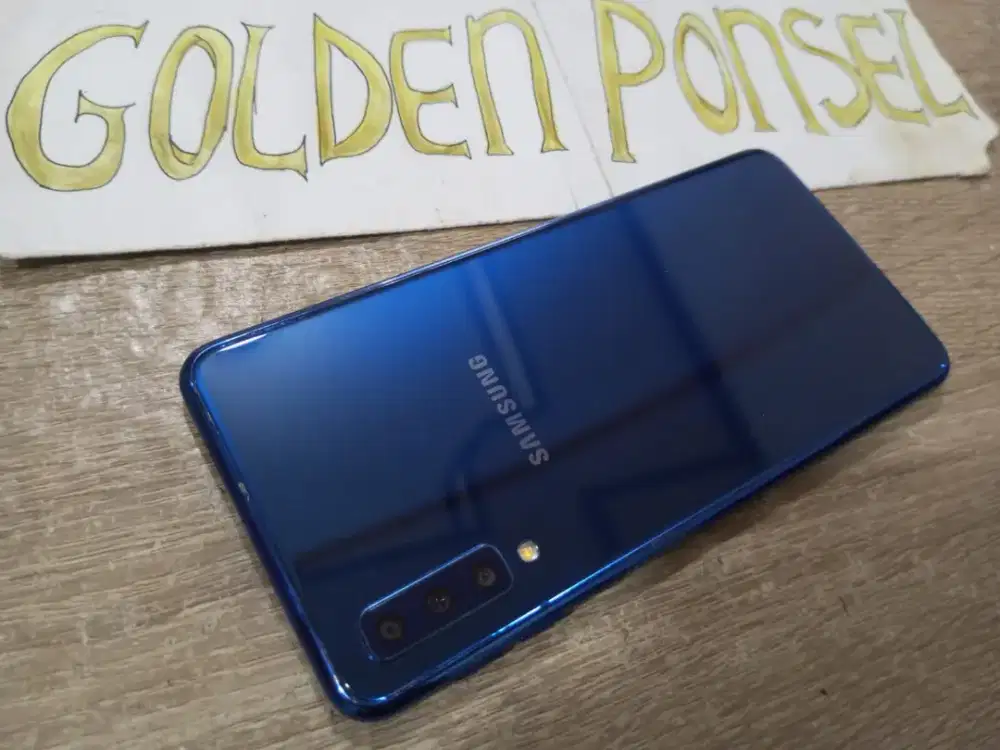 Galaxy A7-Amoled.4G.Finger.Ram 4/64GB.ORI.GOLDEN PONSEL