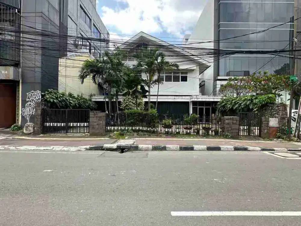 Rumah Hitung Tanah area komersial cocok untuk building hotel kostan