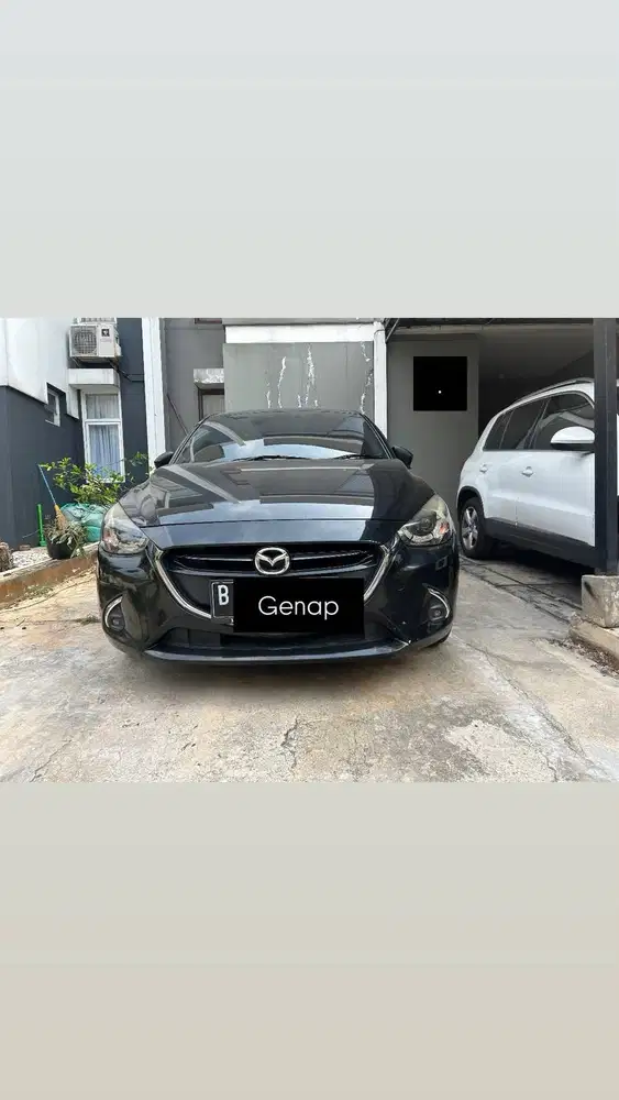 Termurah!Jual cepat,kondisi istimewa,pajak panjang,Mazda 2 R 2017