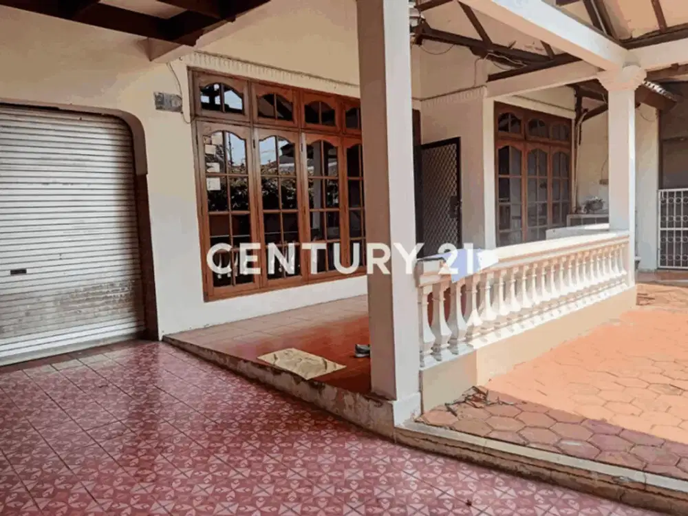 Rumah 2 Lantai Lokasi Strategis Di Kayu Putih S7291