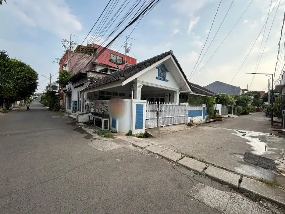 Rumah Bagus Siap Huni Di Perumahan Bintara 3 , Bekasi Barat.
