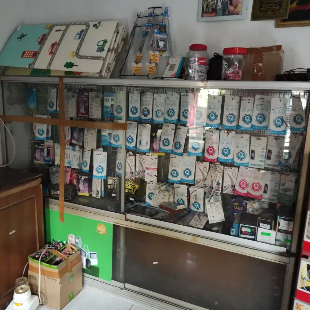 Etalase Konter Hp