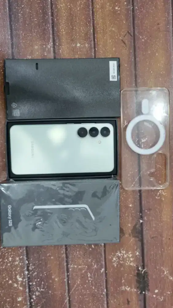 Samsung S25 basic 12/256Gb