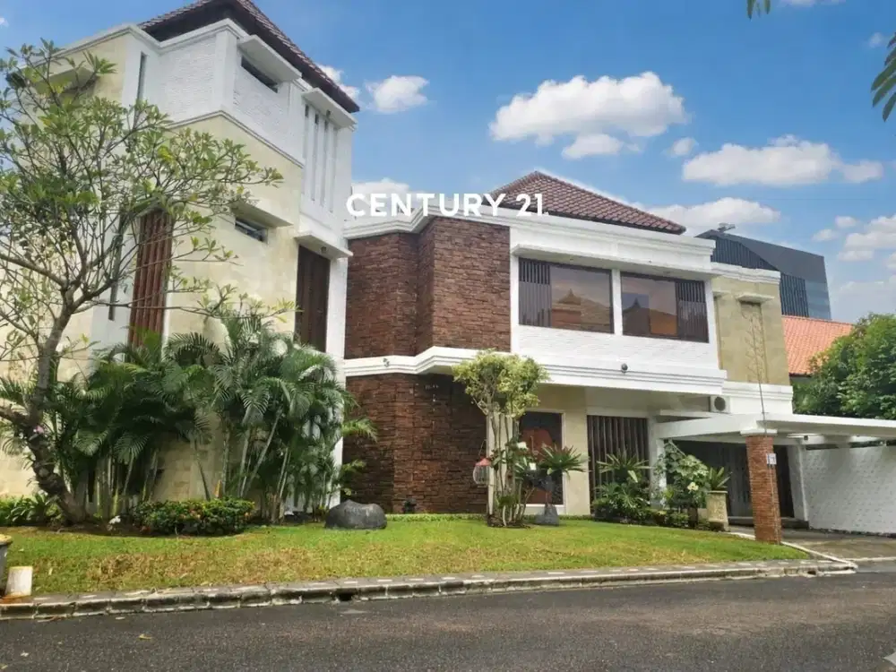 Rumah Mewah Semi Furnished Ada Swimming Pool Di Sektor 9 Bintaro