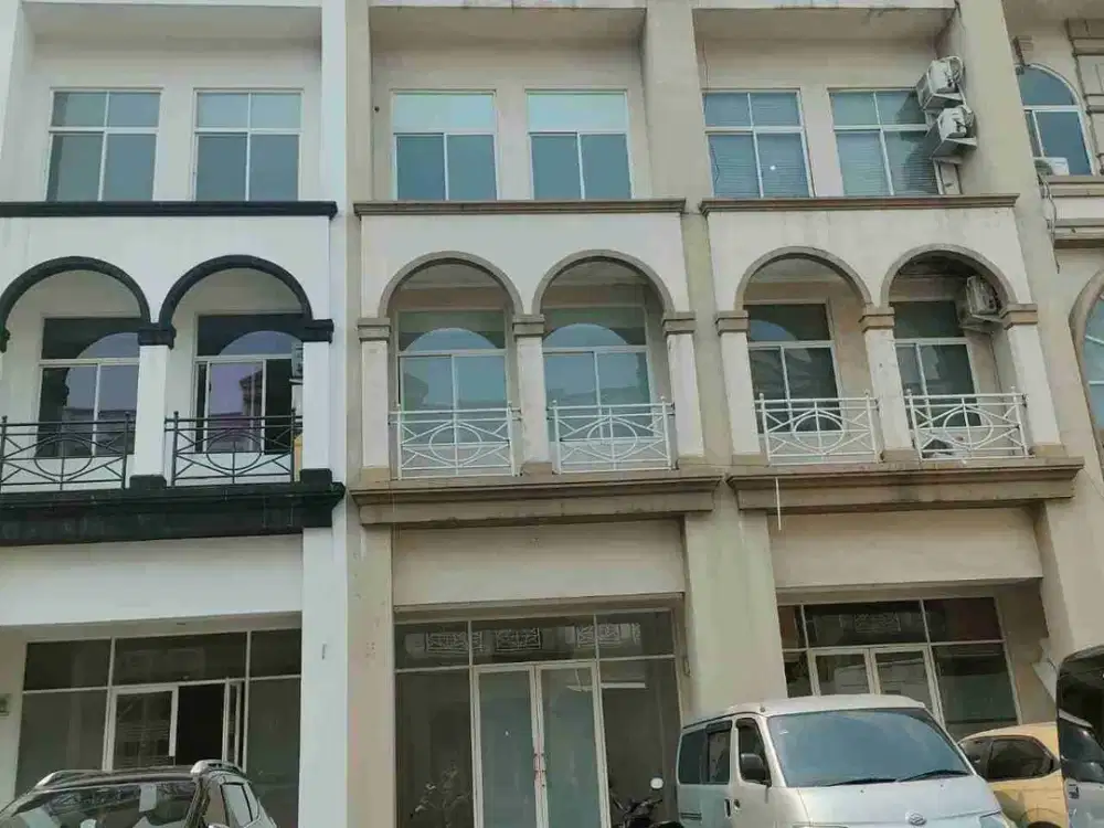 Dijual Murah Ruko siap Pakai sudah Sertifikat di Grand Galaxy Bekasi
