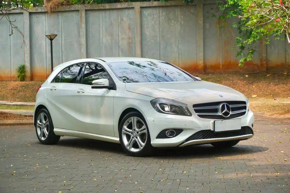 UPGRADE ANDROID Mercedes-Benz A200 Hatchback W176 CBU 2014