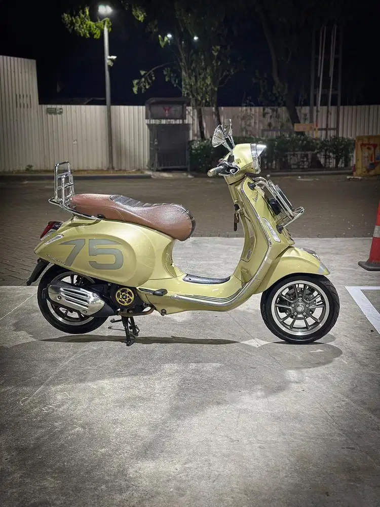 VESPA PRIMAVERA ANNIVERSARY 150 IGET ABS FL 2021 TERMURAH!