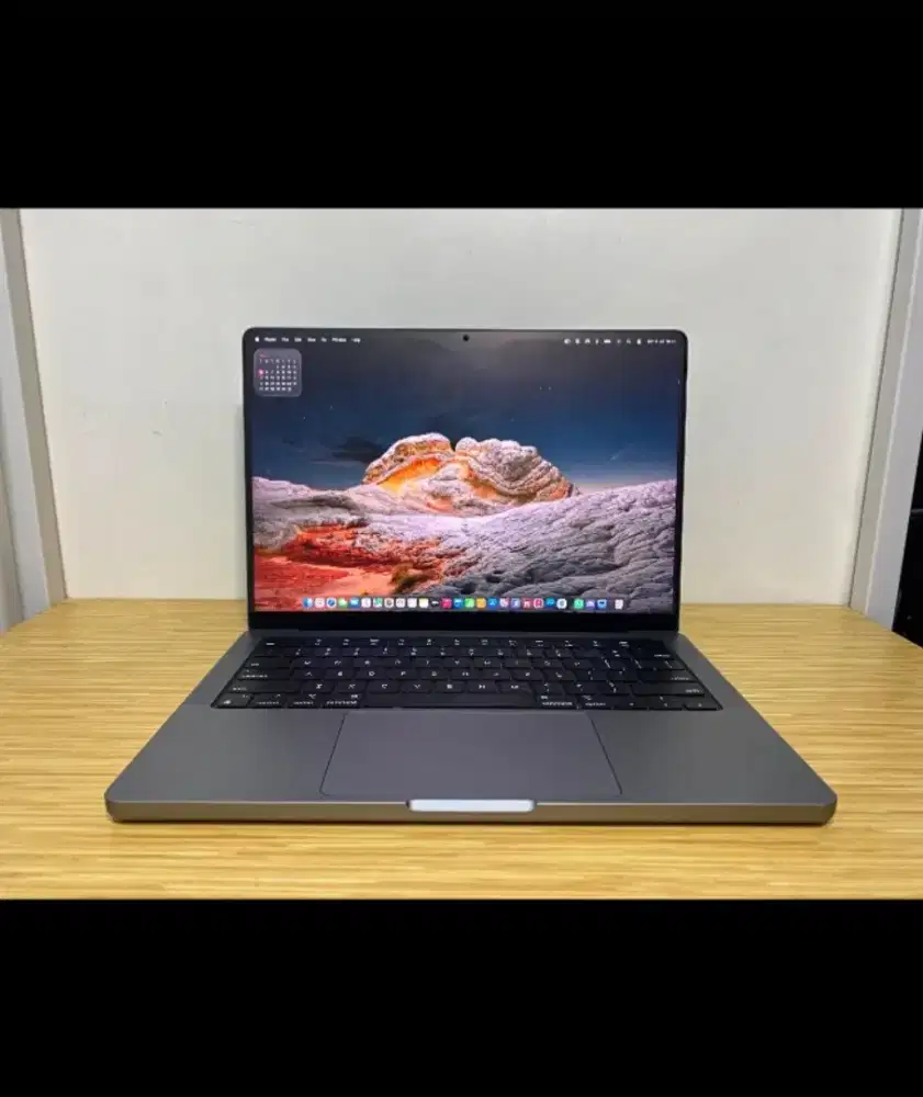 Jual 
2nd MacBook Pro M3 14 in 8/1 TB | Resmi Indonesia | Fullset