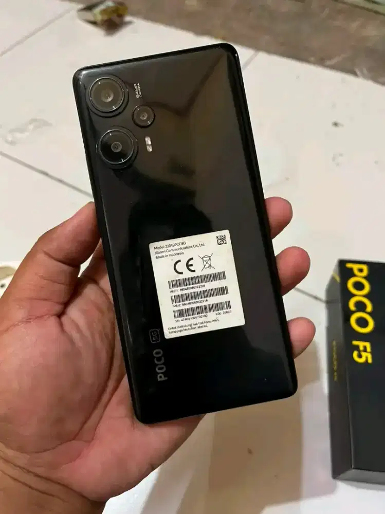 POCO F5  12/256