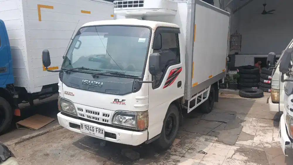 Isuzu elf nkr55 ps100 engkel std box freezer -minus 10 2014