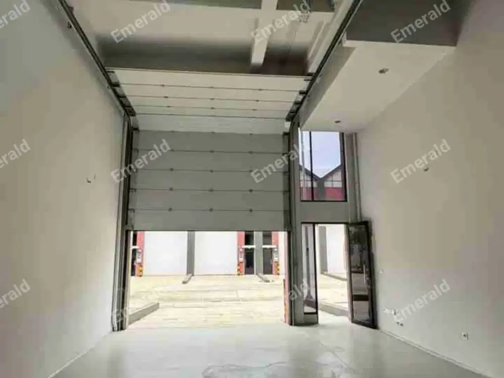 Gudang 2 Lantai Siap Pakai di Kawasan Modern Bizpark PIK 2