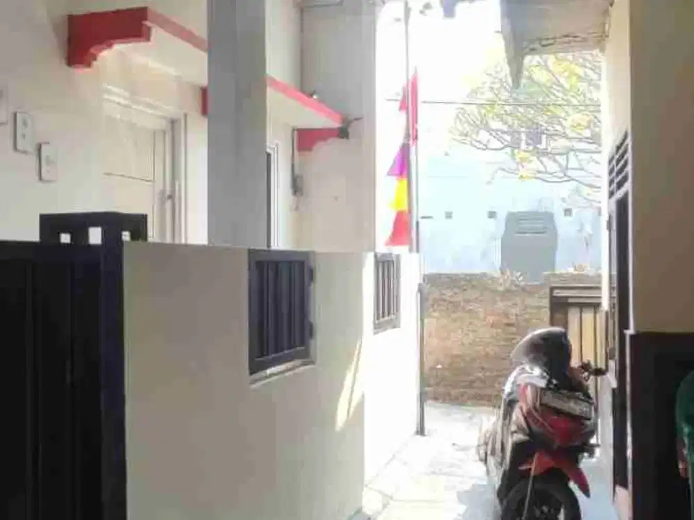 Rumah Dalam Gang di Karang Tengah Tangerang