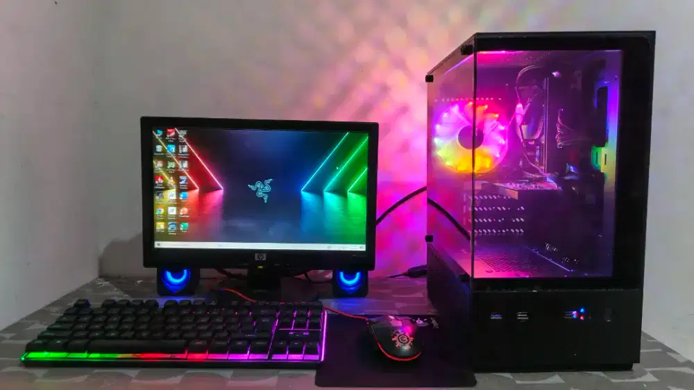 Komputer Gaming Editing Full Set Monitor i5 4590 RAM 8GB VGA 2GB DDR5