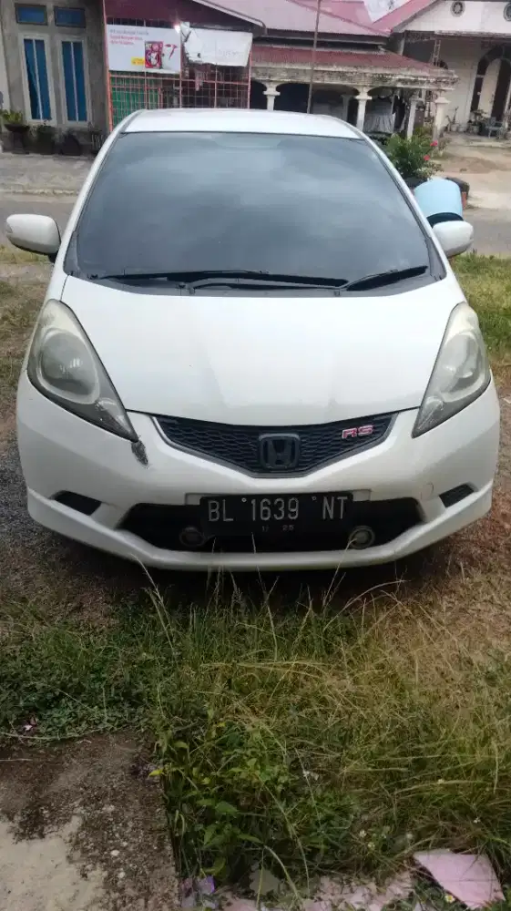 Jual Mobil Jazz tahun 2010