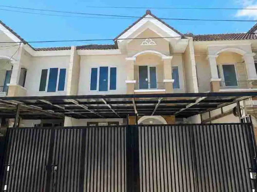 RUMAH BAGUS DI PERUMAHAN GADING ARCADIA, KELAPA GADING, JAKARTA UTARA