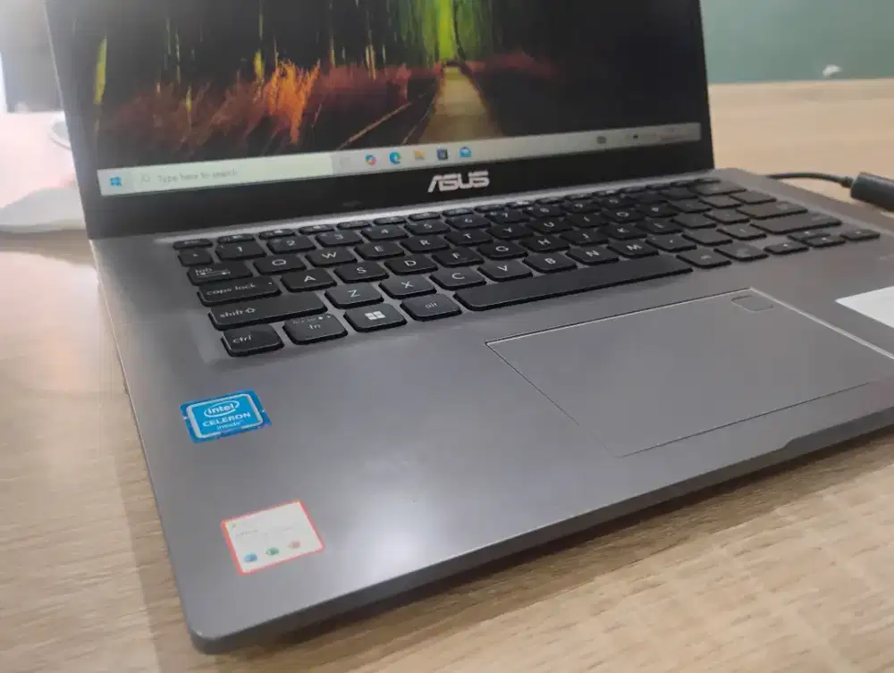 Dijual Laptop Asus Vivobook X415MA Intel Celeron/ 4 GB RAM/256 SSD