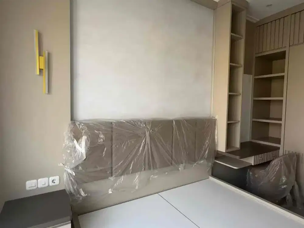 dijual rumah pik2