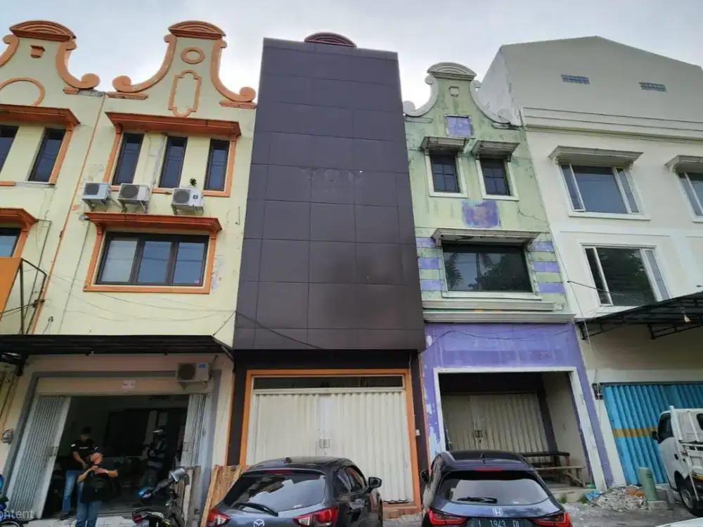 Ruko Villa Bukit Mas (VBM) Siap Pakai. Hadap Jalan. Parkir luas.