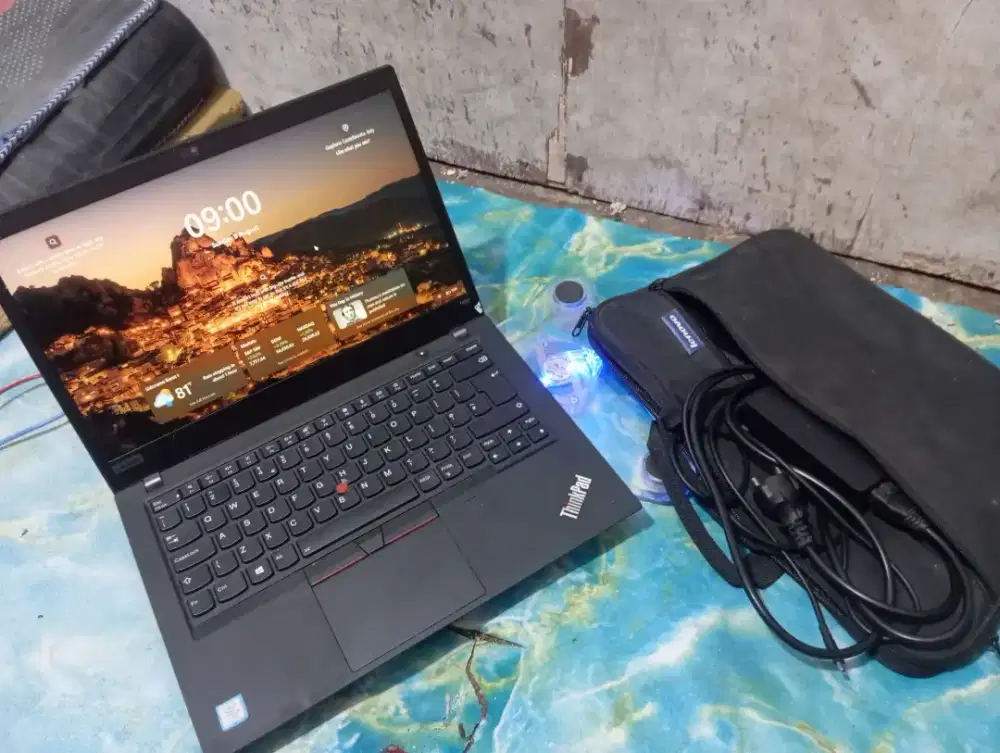 Laptop  Thinkpad t490