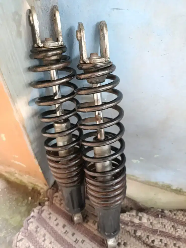 Shockbreaker Aerox 155 Old