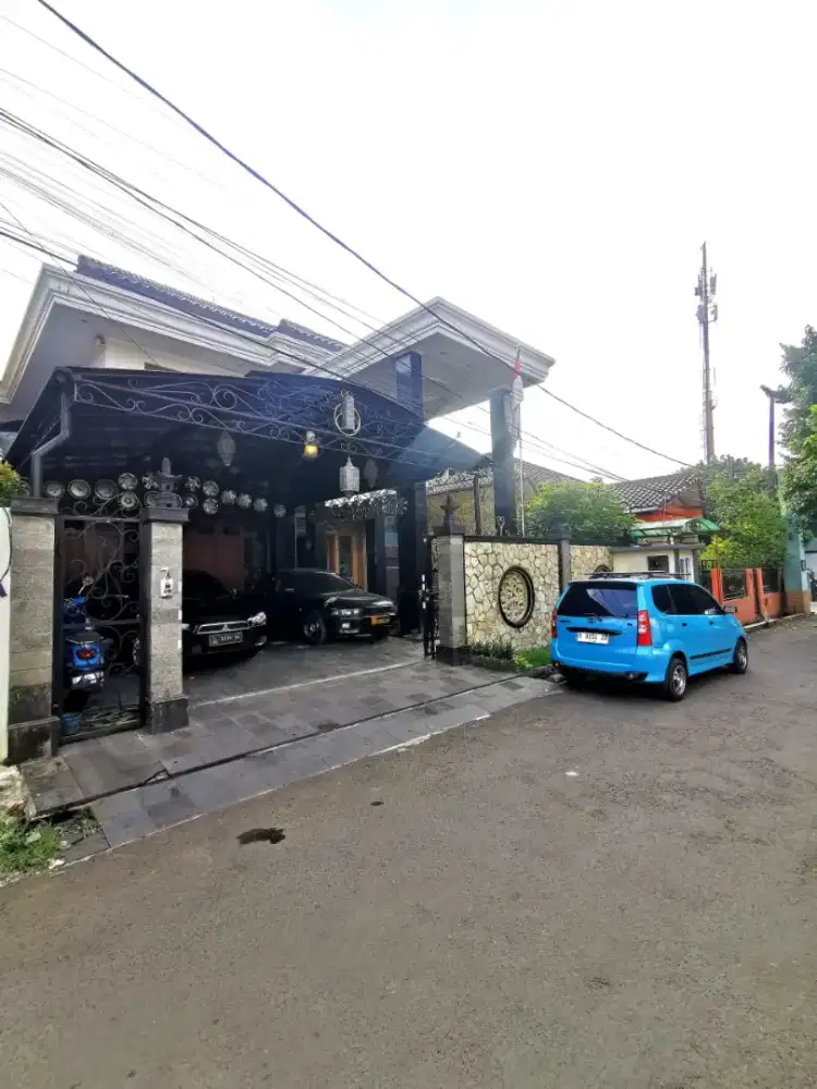 Asisten Rumah Tangga (Pembantu)