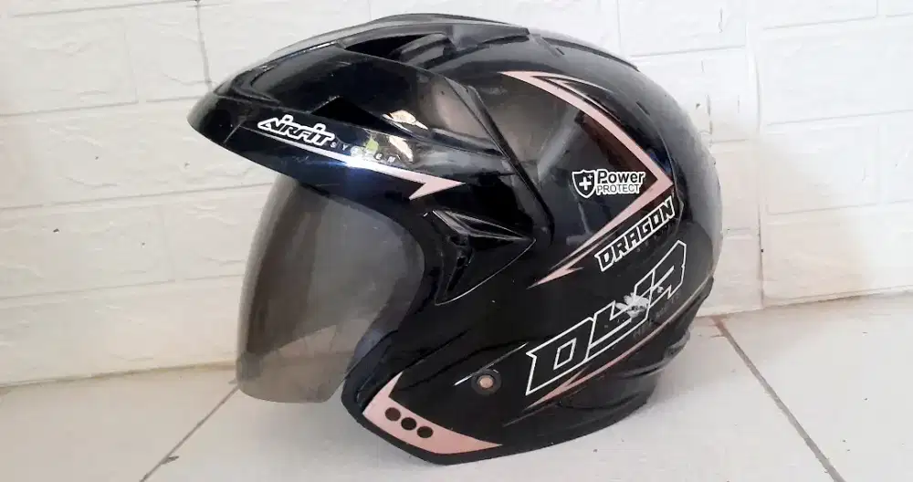 Helm size M DYR