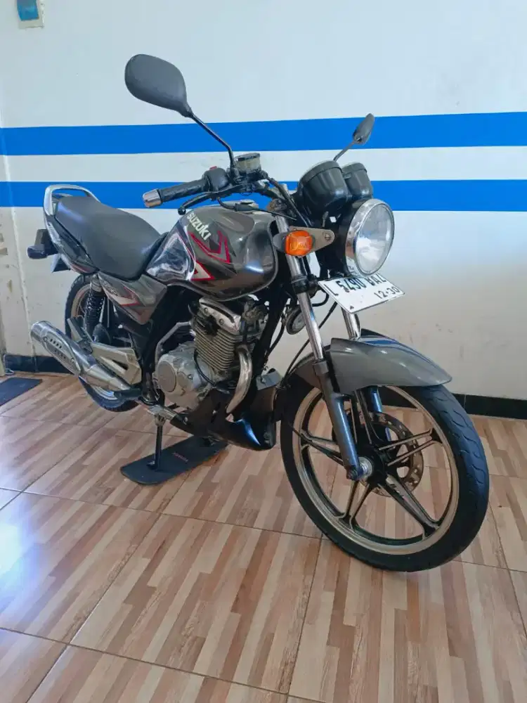 Layak pakai SUZUKI THUNDER 2010 BISA NEGO HARGA TIDAK BISA KREDIT