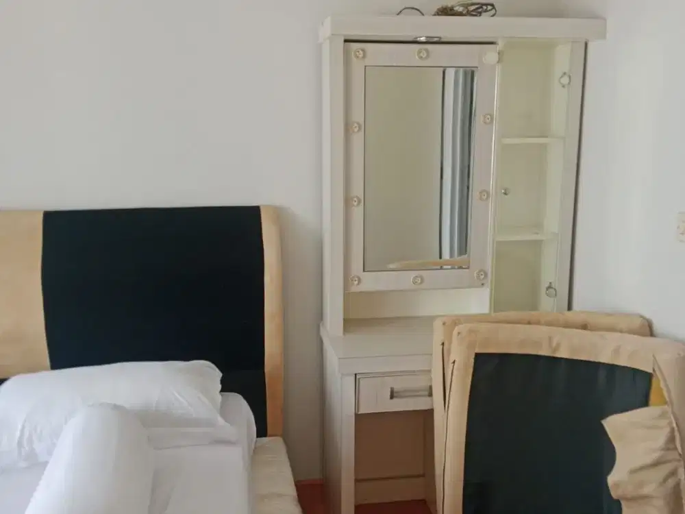 SEWA APARTMENT SEASON CITY TOWER C 3BR LANTAI 27 FULL FURNISH
