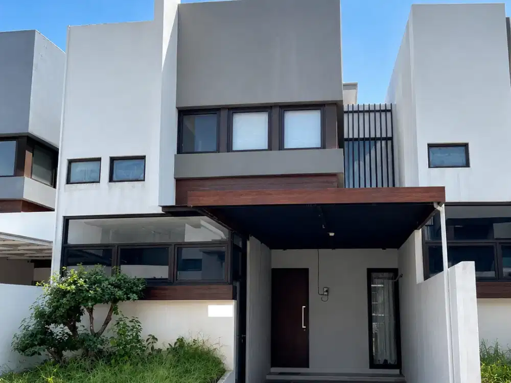 JUAL Rumah Modern Siap Huni di Wijaya Royal Residence Kudus