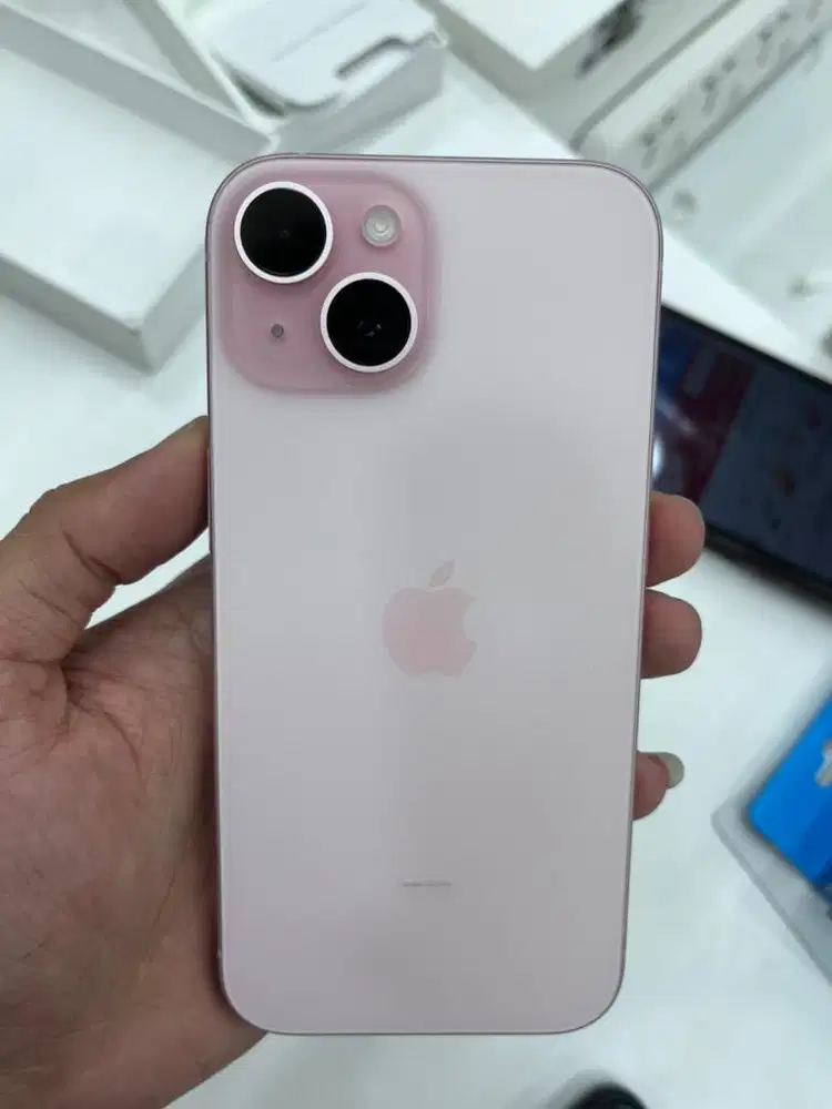 Kredit iPhone 15 Pink iBox Promo Bunga 0%