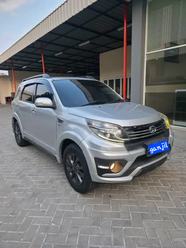 Dijual Daihatsu Terios R Manual 2017